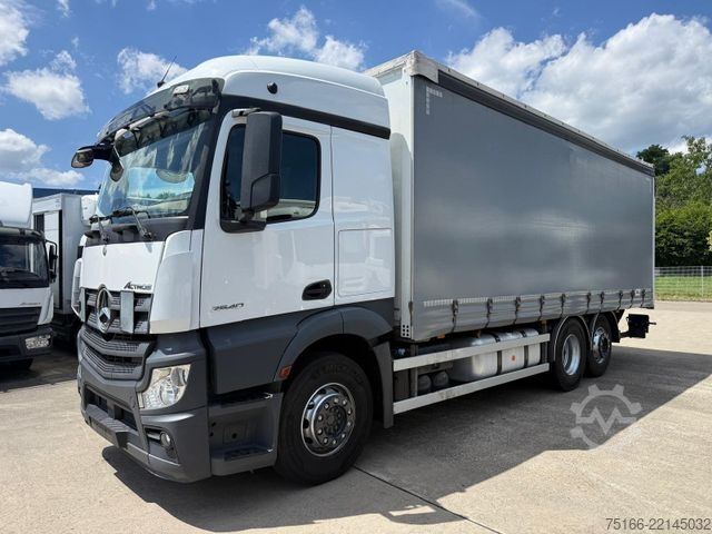 Camión plataforma con toldo MERCEDES-BENZ ANTOS 2540 L Pritsche/Pl. 7,30 m LBW 2 T*ADR