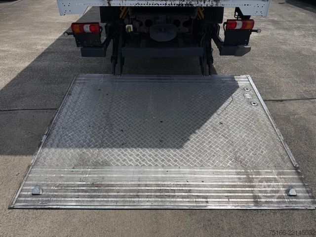 Camión plataforma con toldo MERCEDES-BENZ ANTOS 2540 L Pritsche/Pl. 7,30 m LBW 2 T*ADR