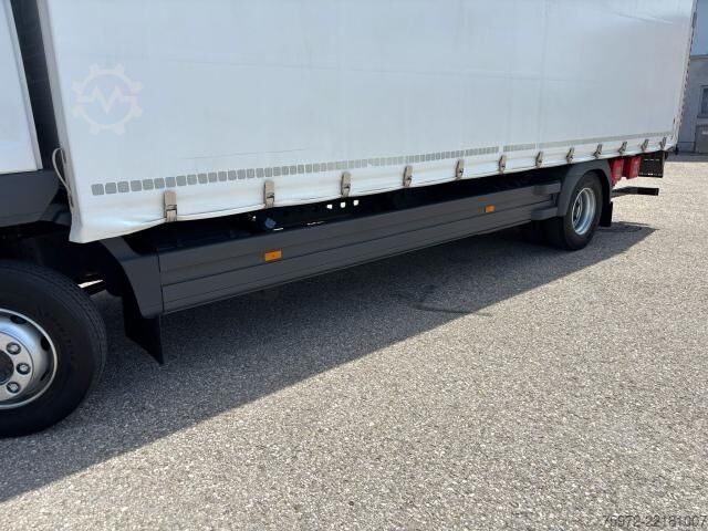 Kamion sa ravnom platformom i ceradom  Atego 1524L EDSCHA Curtainsider