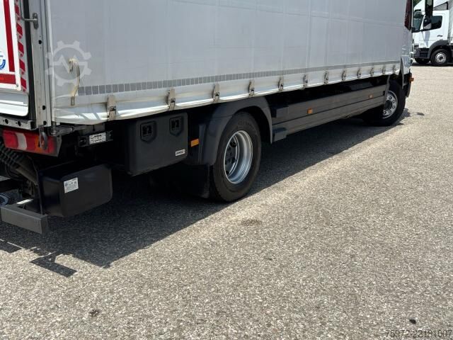 Kamion sa ravnom platformom i ceradom  Atego 1524L EDSCHA Curtainsider
