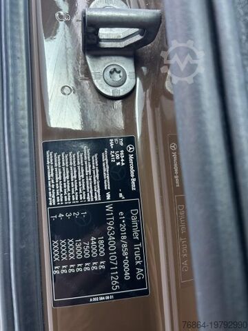 Standard SZM MERCEDES-BENZ ACTROS 1848 GIGASPACE, RETARDER, STANDKLIMA RETARDER, MIRROW CAM