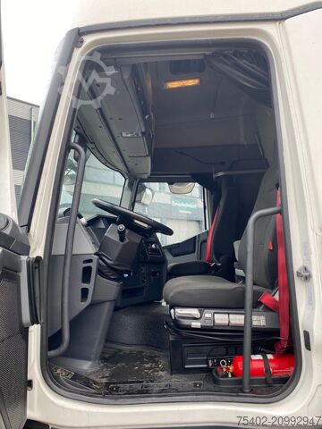 Standard-SZM Renault T480 Comfort / 2x Tank / Stand Airco