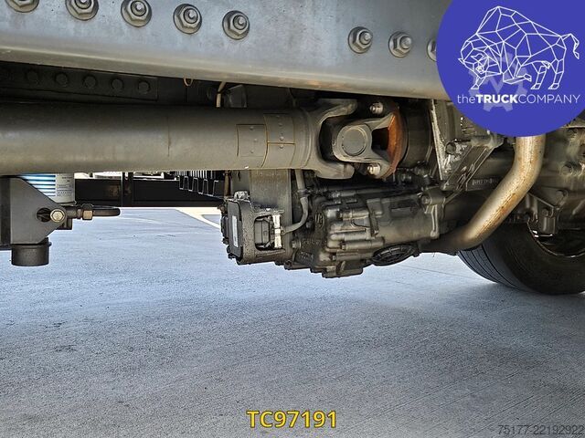 Przesuwana plandeka DAF XF 480