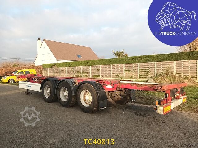 Transport de conteneurs Krone 