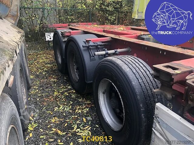 Transport de conteneurs Krone 