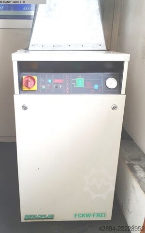 Centro de Usinagem - Vertical Roeders RFM760