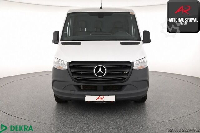 Panelvan mercedes-benz Sprinter 215 CDI KASTEN SCHWINGSITZ,LEDER,KAMERA