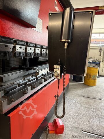 Presă de îndoire HFE220-3 Amada HFE220-3