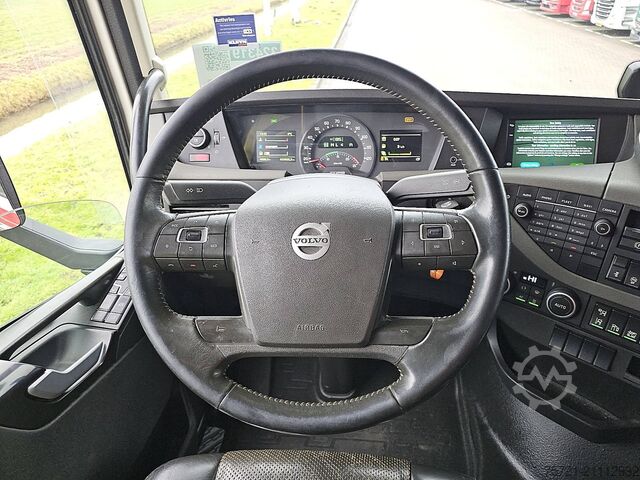 Chassis with cab VOLVO FH 16.750 6X2 RETARDER WB 430