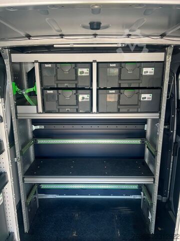 Furgoneta MERCEDES-BENZ Sprinter 314 AUTOMATIK NAVI DISTRONIC KAMERA LED