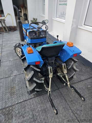 Traktor Kumiai MT1601D KUMIAI MT1606D 16LE 4x4 3cylinder