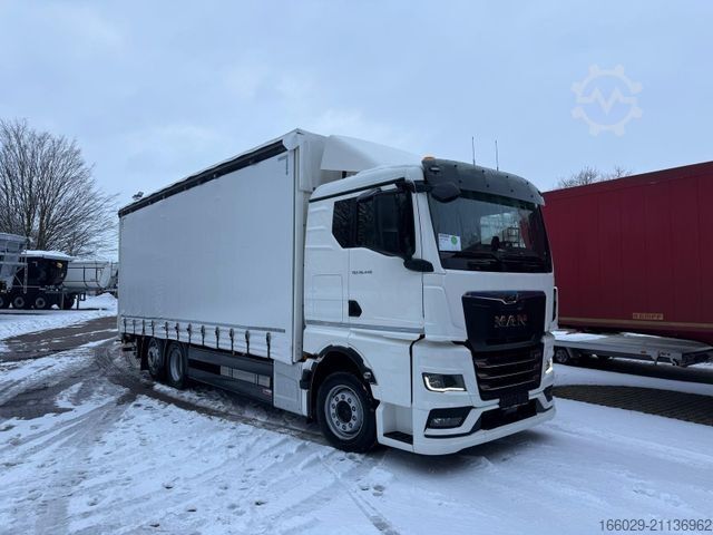 Biltransport lastbil MAN 26.440 6x2 mit Schwerlast-Ladebordwand Rampe