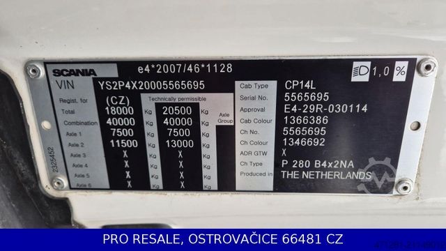 Haakarm vrachtwagen SCANIA P280 N323 4x2 E6 + ABROLLKIPP. + MANUAL