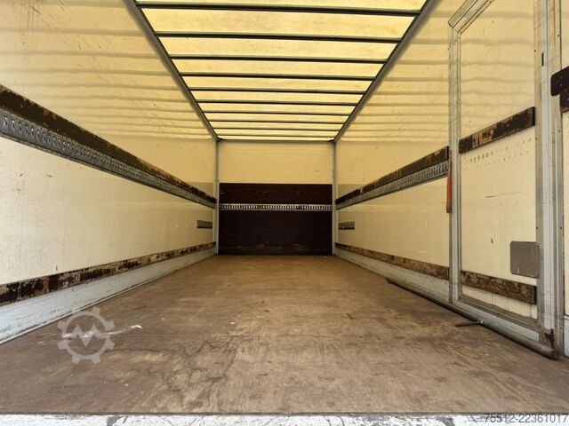 Suitcase Renault MIDLUM 180 DXI / EEV / Tail Lift / TUV:9-2026 /...