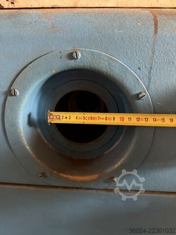 Center lathe TOS Trenčín SUI 40