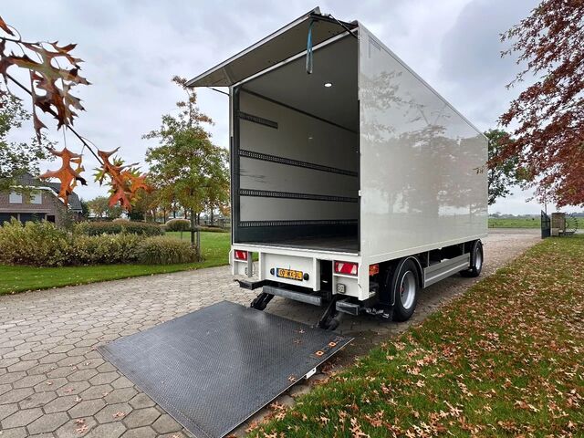  Pacton PACTON GESLOTEN AANHANGER MET LAADKLEP