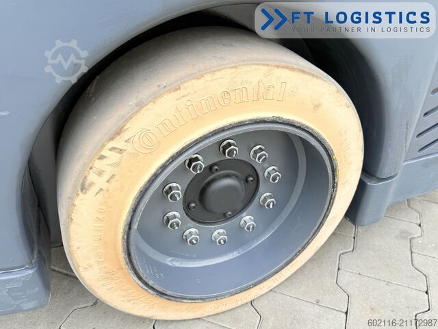  Combilift AISLE MASTER 15E TRIPLEX 5250 FREE-LIFT