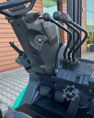 Carretilla elevadora de 4 ruedas Mitsubishi FD35NT /Diesel/Only 6012 hours/New Price