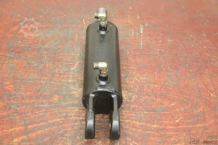 Hidraulikus henger Weber Hydraulik Clark 4334896 Hub 110 mm