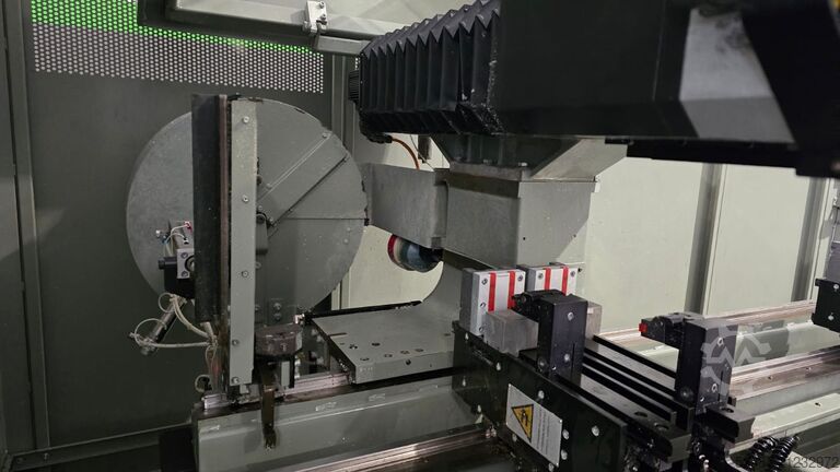 Κέντρο κατεργασίας Emmegi Comet E Pendolare Emmegi Comet E Pendolare