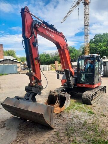 Miniescavatore KUBOTA KX080