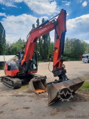 Miniescavatore KUBOTA KX080