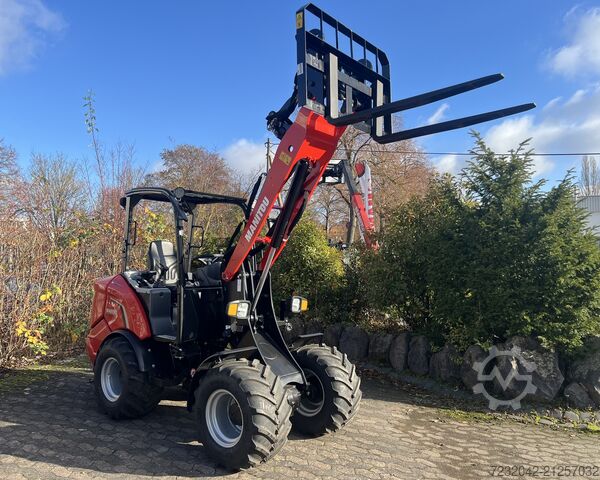 Yard loader MANITOU MLA 3-25 H