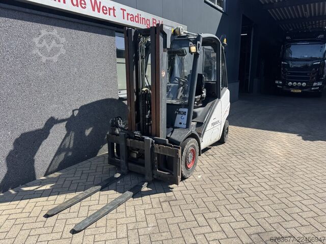  LINDE H30D-01 Triplo 465 Freelift / Sideshift / 4e Functie VW Diesel 2006