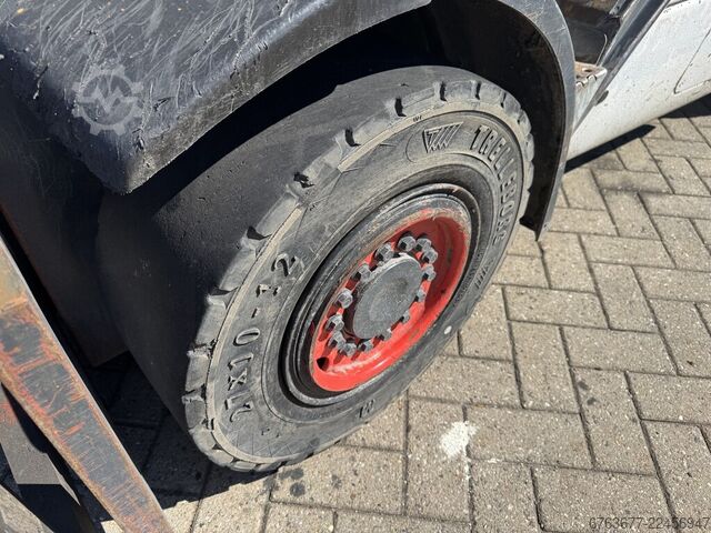  LINDE H30D-01 Triplo 465 Freelift / Sideshift / 4e Functie VW Diesel 2006