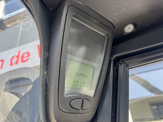  LINDE H30D-01 Triplo 465 Freelift / Sideshift / 4e Functie VW Diesel 2006
