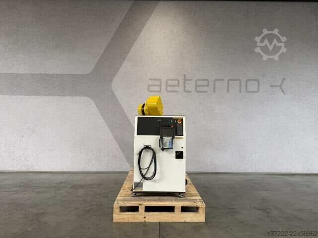 Robot ricondizionato con 1 anno di garanzia FANUC M-710iC/50