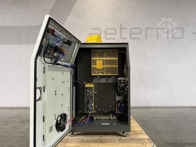 Robot ricondizionato con 1 anno di garanzia FANUC M-710iC/50