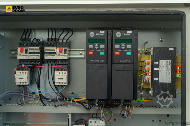 Čiler Used Aircooled chiller Trane CGAM052 143.6 KW. 2011 yom