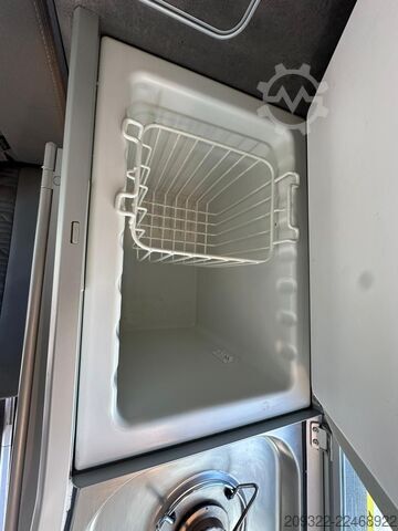Camper van 2022 Volkswagen California Coast | Cambio automatico | Tetto a soffietto