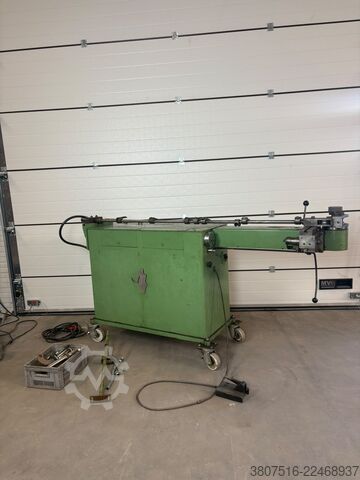 Doornbuigmachine pijpen buig machine Veenstra Doornbuigmachine