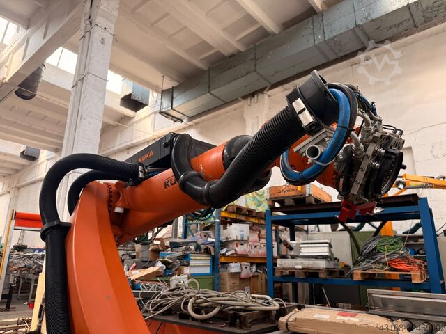 βιομηχανικό ρομπότ KUKA KR 210 R3100 ultra