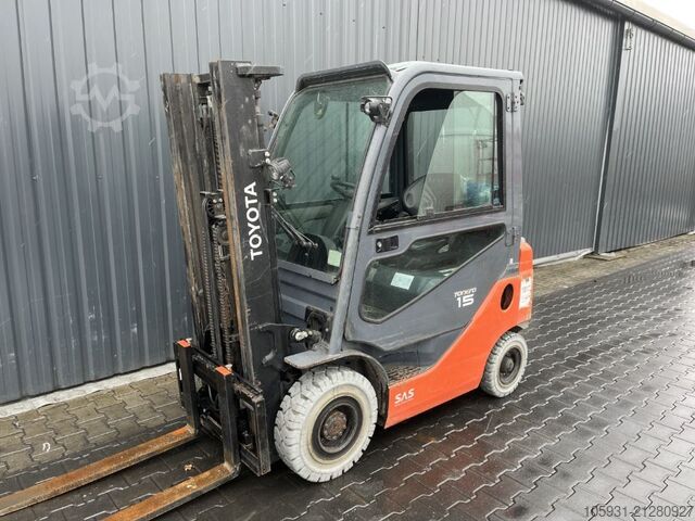 LPG Forklifts Toyota 8FGF15