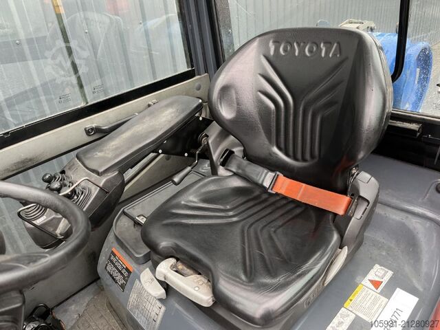 LPG Forklifts Toyota 8FGF15