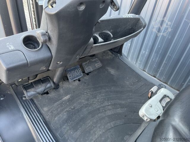 Diesel Forklift Linde H35D-02