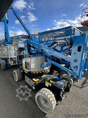 Scharnierend telescopisch platform Genie Z 33/18