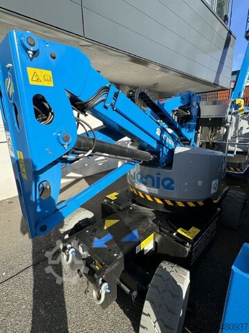 Scharnierend telescopisch platform Genie Z 33/18