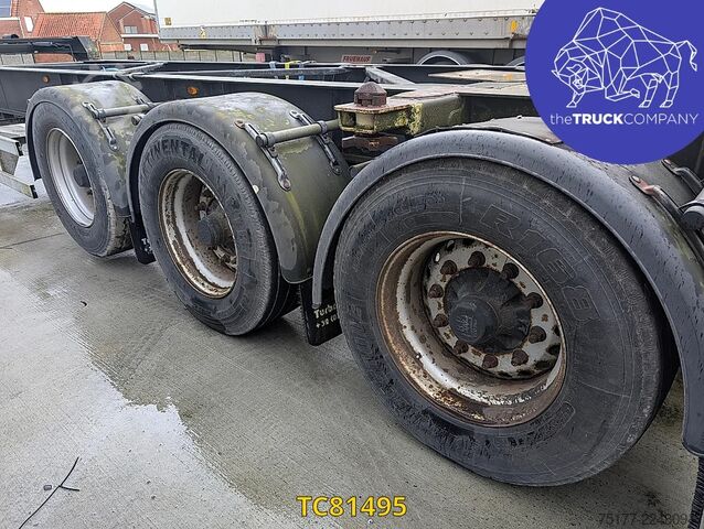 Containervervoer Turbos Hoet Tank chassis Gooseneck