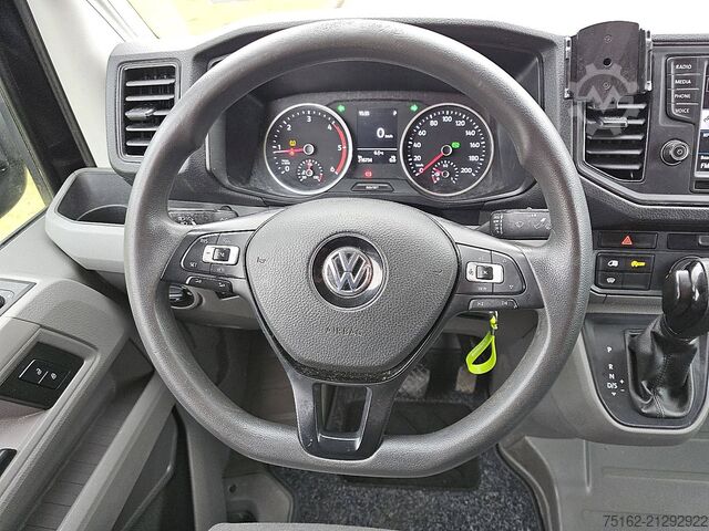 High-roof van VOLKSWAGEN CRAFTER 2.0 TDI 140 AUT. L2H1