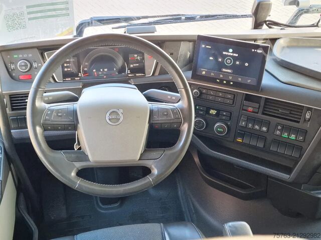 Standaard-SZM Volvo FH 13.500 Globetrotter 4x2 - I Parkcool - Full ...