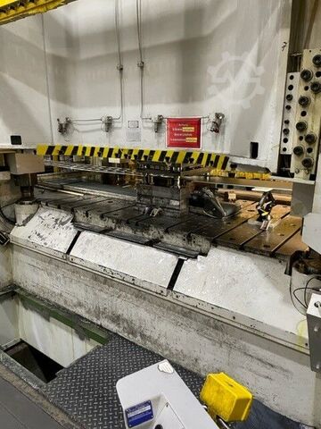 Hydraulische pers met 500 ton perskracht Schuler Hydrap HPDZb 500 -2400/1300