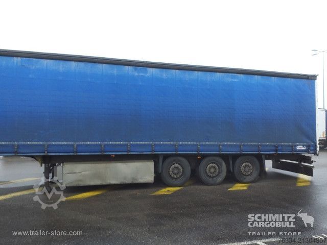 Nyitott ponyvás félpótkocsi Schmitz Cargobull Semitrailer Curtainsider Standard