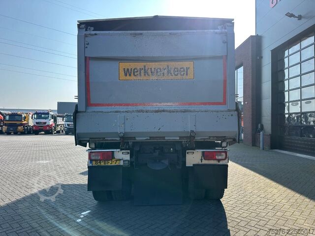 Skraldevogn Ginaf X6 5250 CSE 10x4 Hyva kipper 28 m3 Euro 6