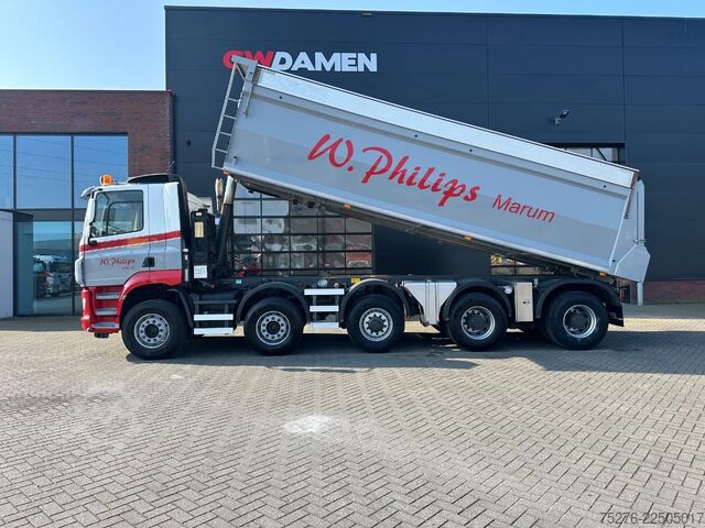 Skraldevogn Ginaf X6 5250 CSE 10x4 Hyva kipper 28 m3 Euro 6