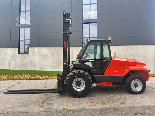 Chariot élévateur tout-terrain Manitou M 70-2