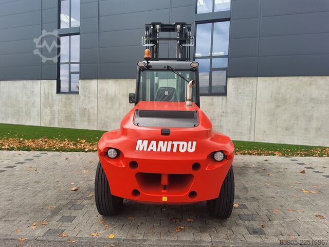 Chariot élévateur tout-terrain Manitou M 70-2